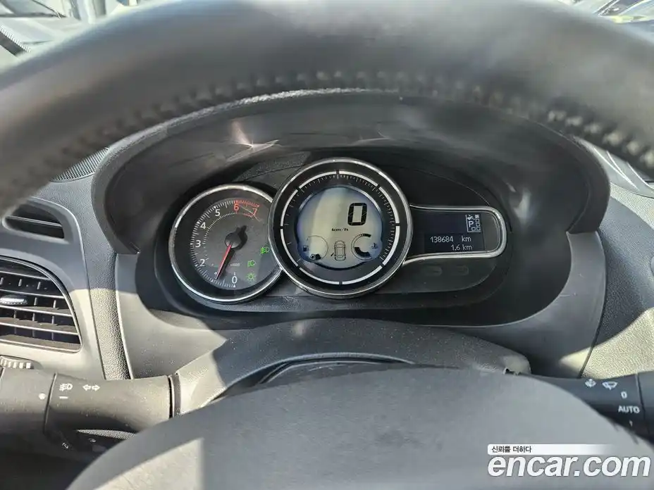 Renault SM3 2014 1.6 Автомат в Москве № 186339, фото 8