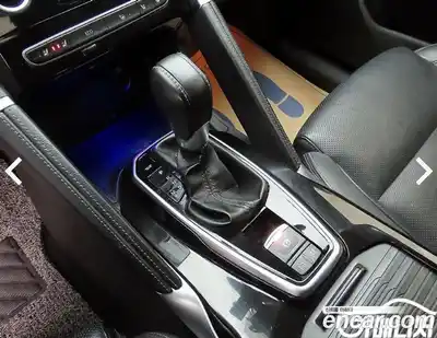 Renault QM6 2020 2.0 Автомат в Москве № 186357, миниатюра 10