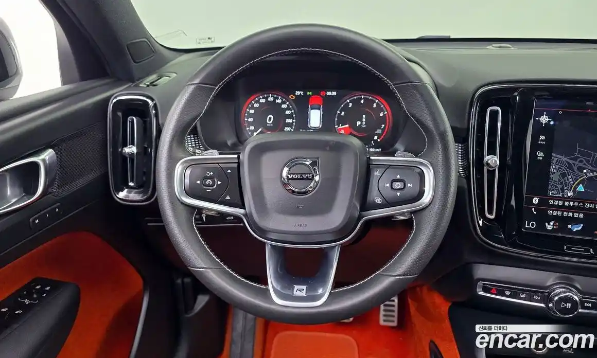 Volvo XC40 2019 2.0 Автомат в Москве № 189494, фото 13