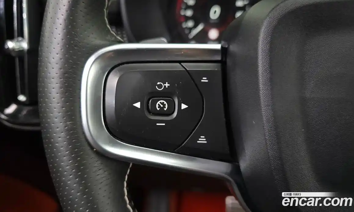 Volvo XC40 2019 2.0 Автомат в Москве № 189494, фото 16