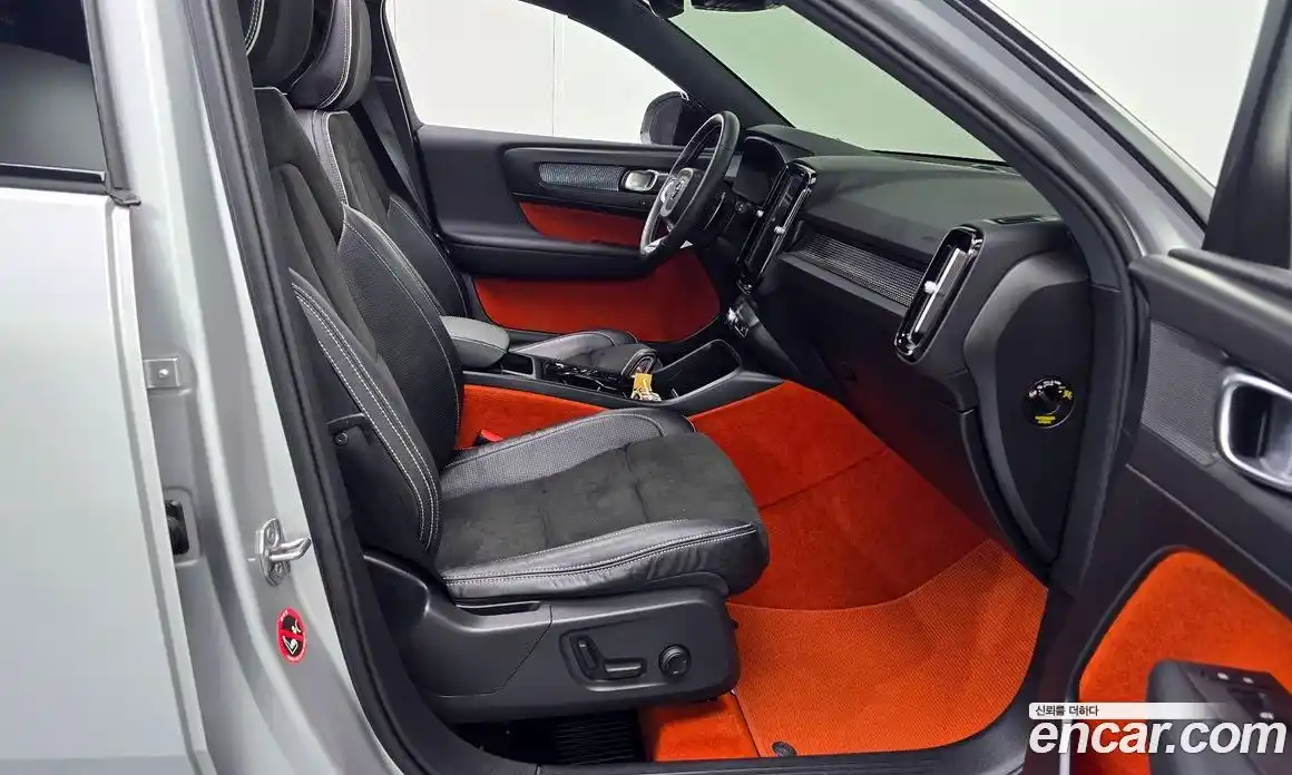 Volvo XC40 2019 2.0 Автомат в Москве № 189494, фото 10