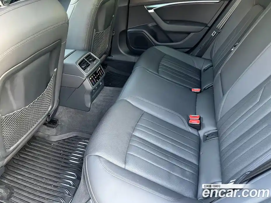 Audi A6 2023 2.0 Автомат в Москве № 190239, фото 17