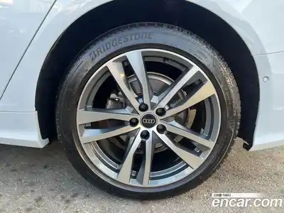 Audi A6 2023 2.0 Автомат в Москве № 190239, миниатюра 5