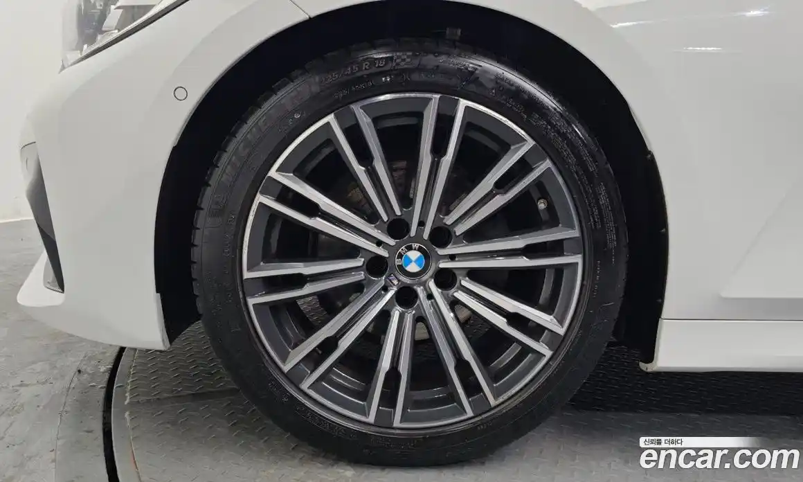 BMW 3-Series 2022 2.0 Автомат в Москве № 190495, фото 14