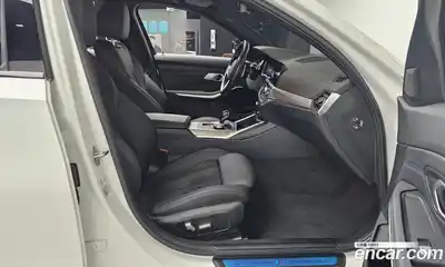 BMW 3-Series 2022 2.0 Автомат в Москве № 190495, миниатюра 3