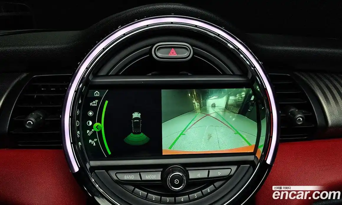 Mini Cooper Convertible 2019 2.0 Автомат в Москве № 191243, фото 15