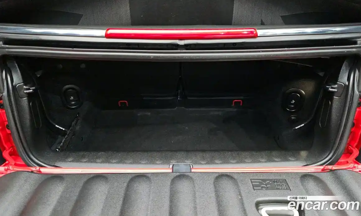 Mini Cooper Convertible 2019 2.0 Автомат в Москве № 191243, фото 20