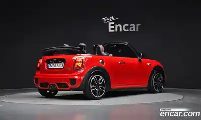 Mini Cooper Convertible 2019 2.0 Автомат в Москве № 191243, миниатюра 2