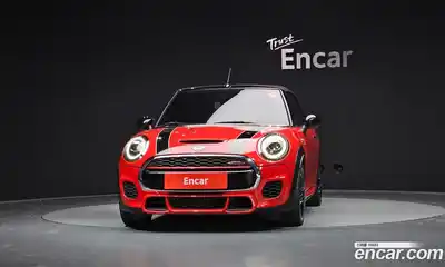 Mini Cooper Convertible 2019 2.0 Автомат в Москве № 191243, миниатюра 3
