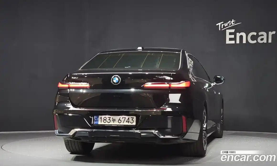 BMW 7-Series 2024 3.0 Автомат в Москве № 191377, фото 1