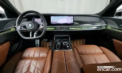 BMW 7-Series 2024 3.0 Автомат в Москве № 191377, миниатюра 2