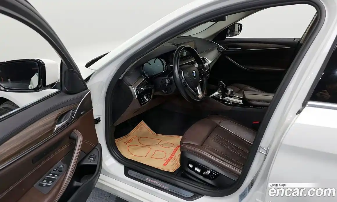 BMW 5-Series 2018 2.0 Автомат в Москве № 192160, фото 9