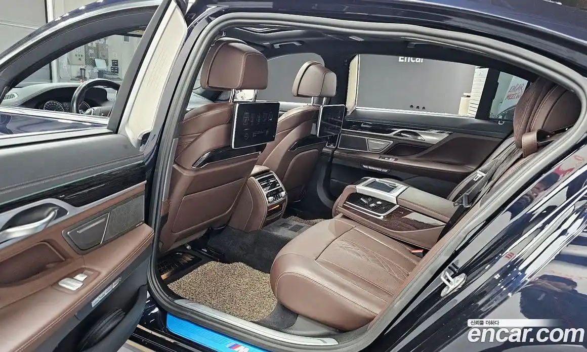 BMW 7-Series 2017 3.0 Автомат в Москве № 192855, фото 11