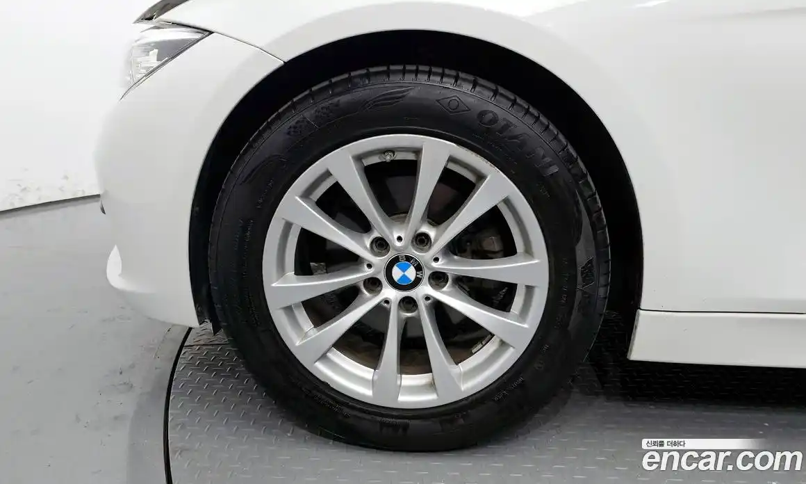 BMW 3-Series 2018 2.0 Автомат в Москве № 193245, фото 18