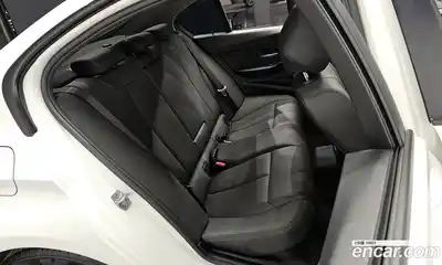 BMW 3-Series 2018 2.0 Автомат в Москве № 193245, миниатюра 2