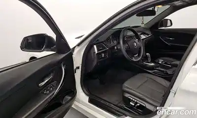 BMW 3-Series 2018 2.0 Автомат в Москве № 193245, миниатюра 6
