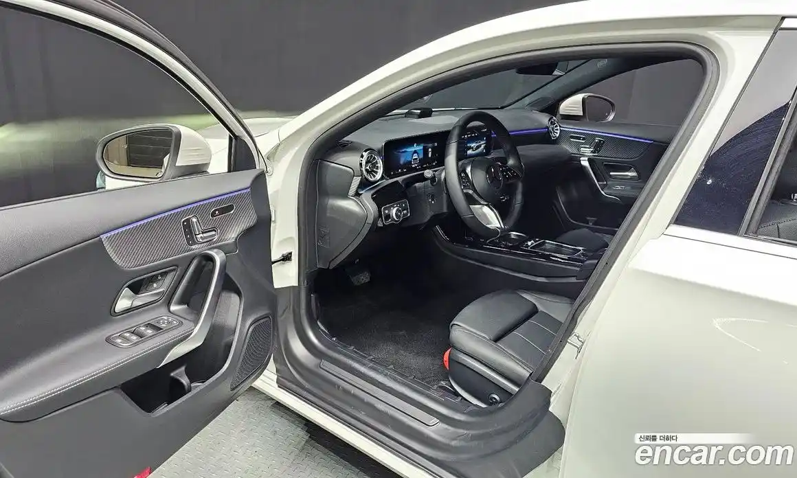 Mercedes-Benz A-Class 2025 2.0 Автомат в Москве № 193567, фото 17