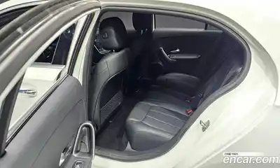 Mercedes-Benz A-Class 2025 2.0 Автомат в Москве № 193567, миниатюра 5