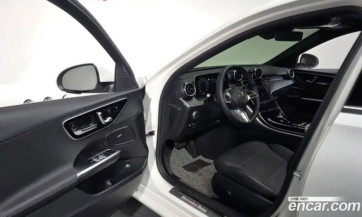 Mercedes-Benz C-Class 2024 2.0 Автомат в Москве № 193942, фото 15