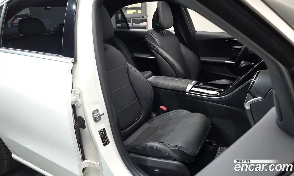 Mercedes-Benz C-Class 2024 2.0 Автомат в Москве № 193942, фото 18