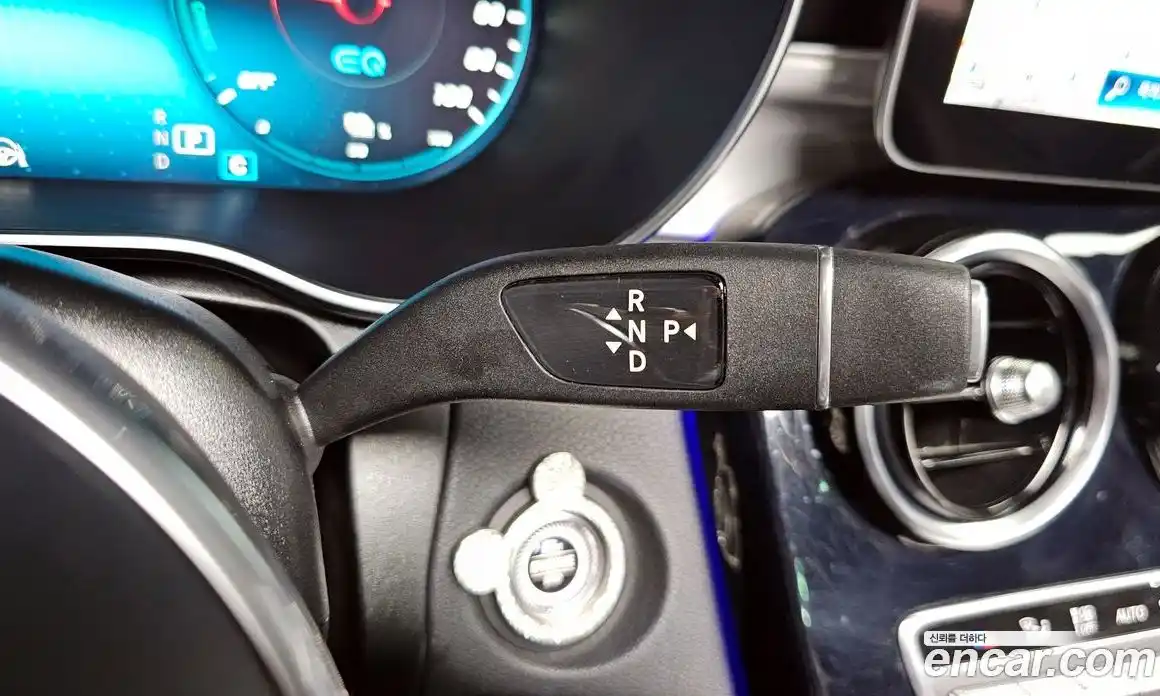 Mercedes-Benz GLC-Class 2021 2.0 Автомат в Москве № 194943, фото 3