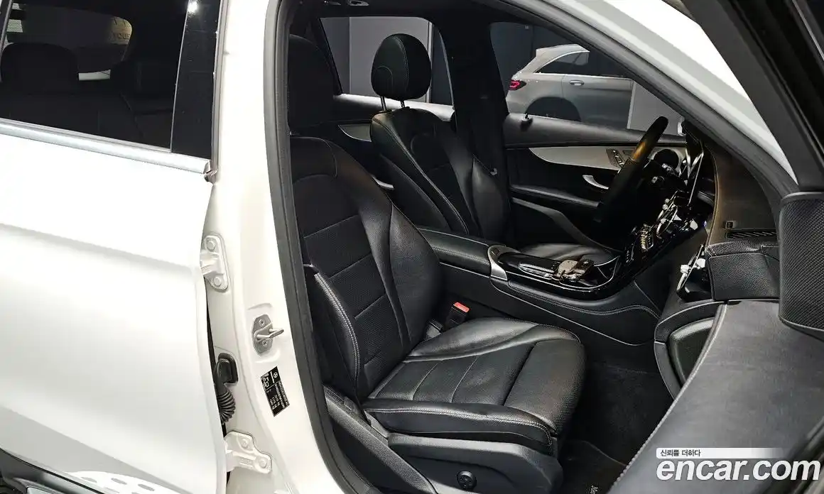 Mercedes-Benz GLC-Class 2021 2.0 Автомат в Москве № 194943, фото 6