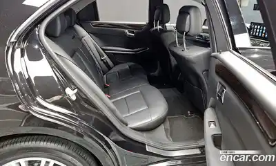 Mercedes-Benz E-Class, 2011