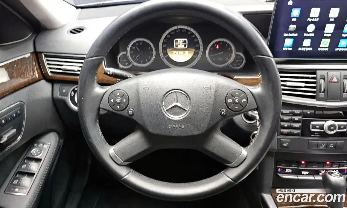 Mercedes-Benz E-Class 2011 1.8 Автомат в Москве № 195488, фото 6