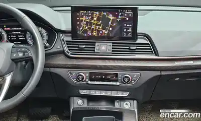 Audi Q5 2023 2.0 Автомат в Москве № 195945, миниатюра 3