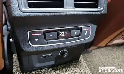 Audi Q5 2023 2.0 Автомат в Москве № 195945, миниатюра 9