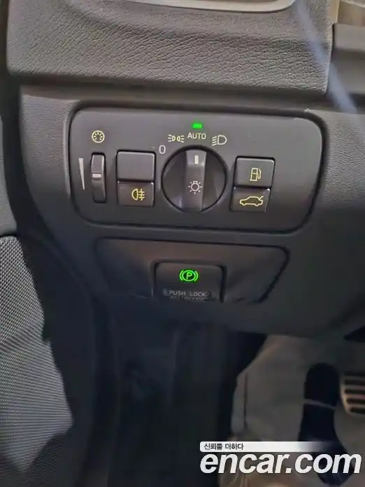 Volvo V60 2013 2.0 Автомат в Москве № 195994, фото 14