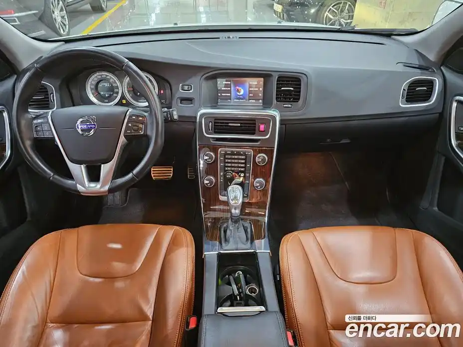 Volvo V60 2013 2.0 Автомат в Москве № 195994, фото 7