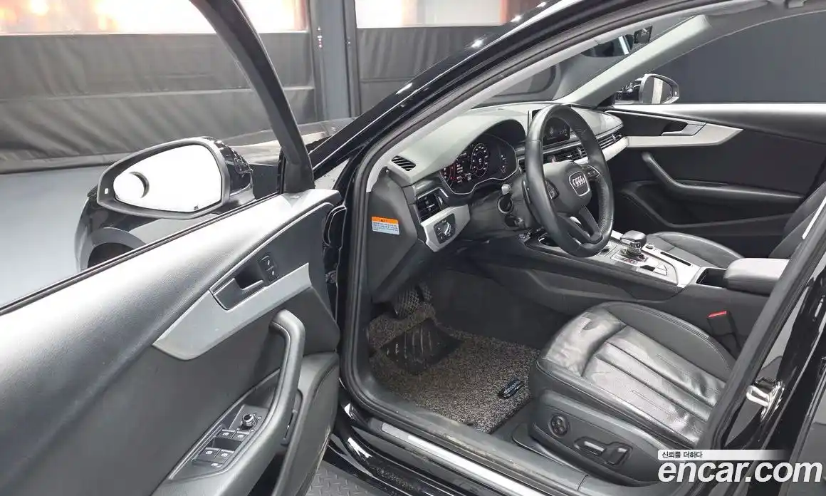 Audi A4 2018 2.0 Автомат в Москве № 196423, фото 2