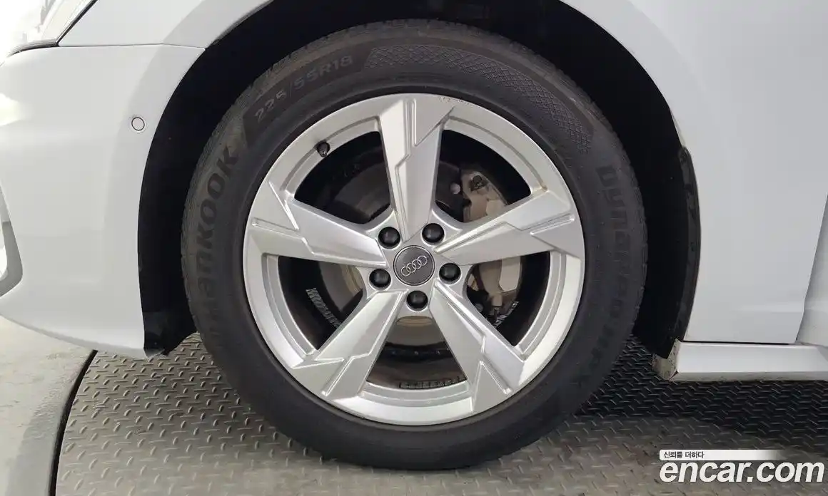 Audi A6 2021 2.0 Автомат в Москве № 196438, фото 12