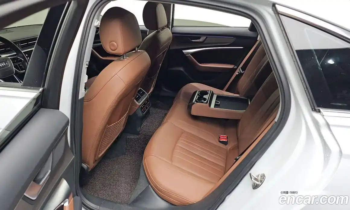 Audi A6 2021 2.0 Автомат в Москве № 196438, фото 20