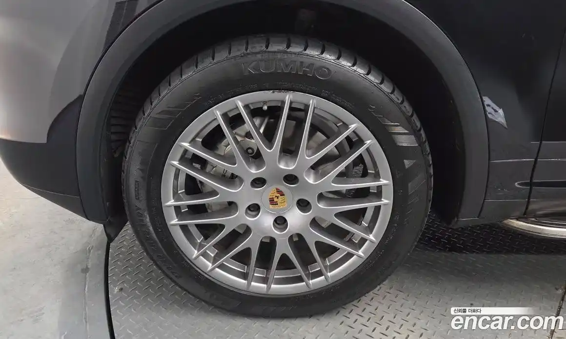 Porsche Cayenne 2015 4.1 Автомат в Москве № 197636, фото 1