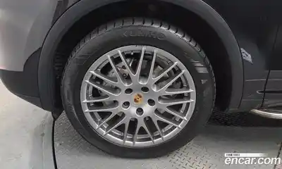 Porsche Cayenne, 2015