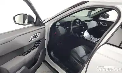 Land Rover Range-Rover Velar 2025 2.0 Автомат в Москве № 198084, миниатюра 6