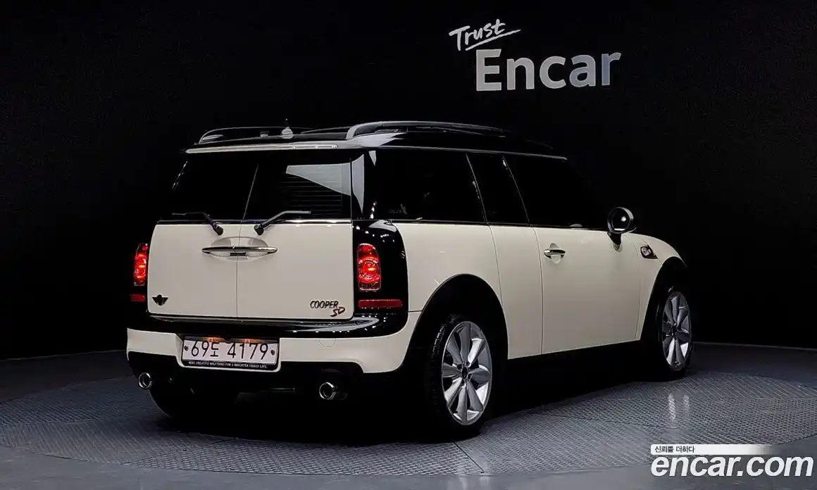 Mini Clubman 2014 2.0 Автомат в Москве № 198490, фото 14