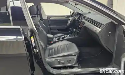 Volkswagen Arteon 2020 2.0 Автомат в Москве № 199148, миниатюра 6