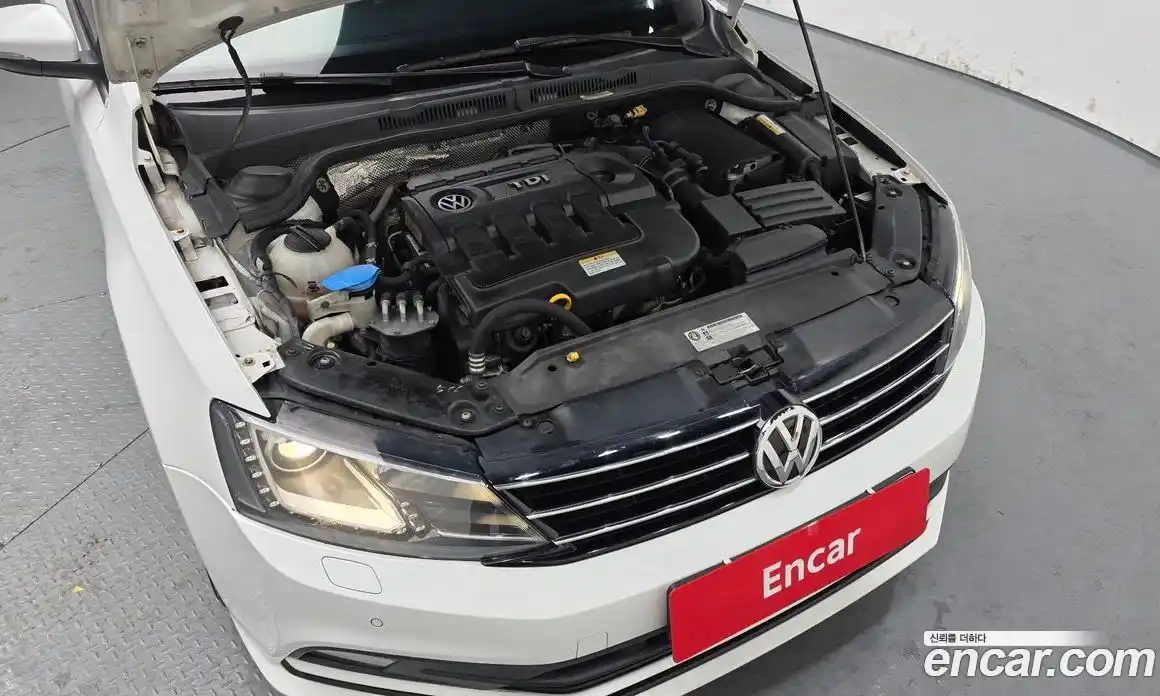 Volkswagen Jetta 2015 2.0 Автомат в Москве № 199259, фото 14