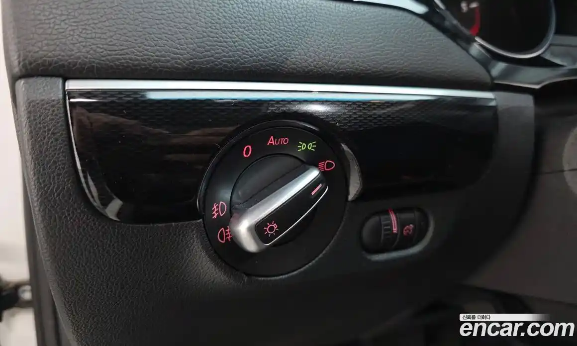 Volkswagen Jetta 2015 2.0 Автомат в Москве № 199259, фото 17