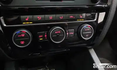 Volkswagen Jetta 2015 2.0 Автомат в Москве № 199259, миниатюра 3