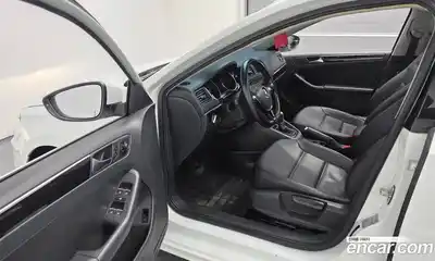 Volkswagen Jetta 2015 2.0 Автомат в Москве № 199259, миниатюра 4