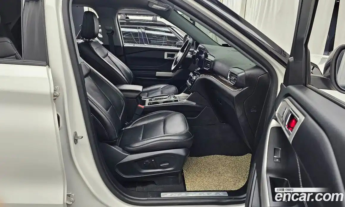 Ford Explorer 2022 2.3 Автомат в Москве № 199738, фото 1