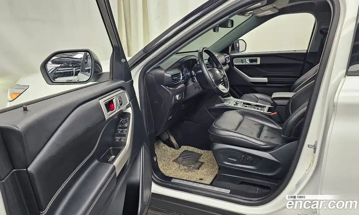 Ford Explorer 2022 2.3 Автомат в Москве № 199738, фото 19