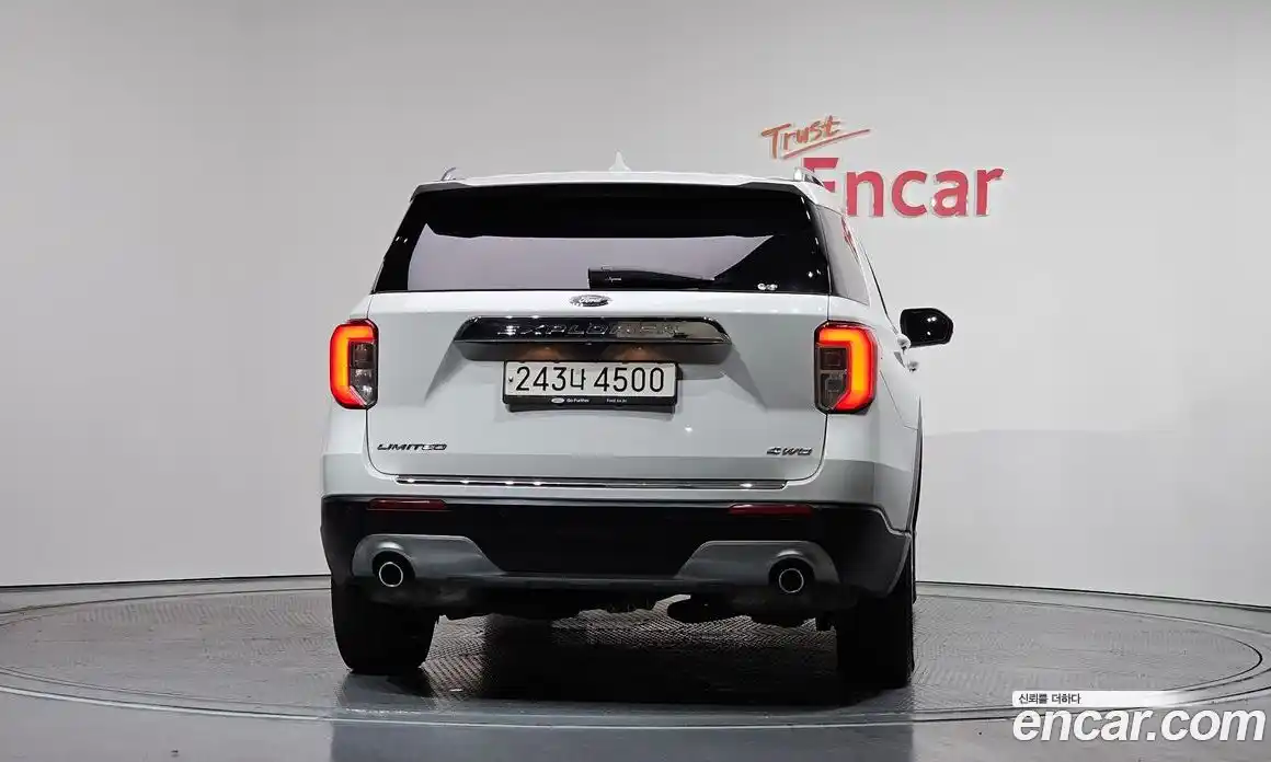 Ford Explorer 2022 2.3 Автомат в Москве № 199738, фото 9