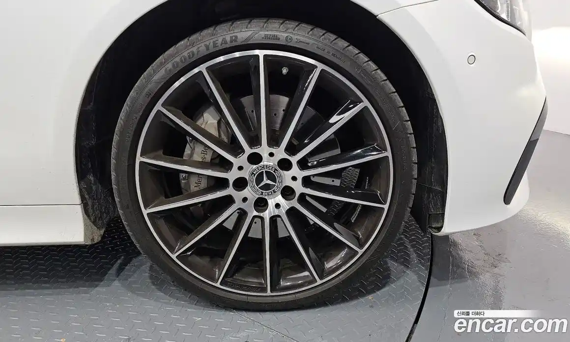 Mercedes-Benz E-Class 2021 3.0 Автомат в Москве № 203262, фото 13