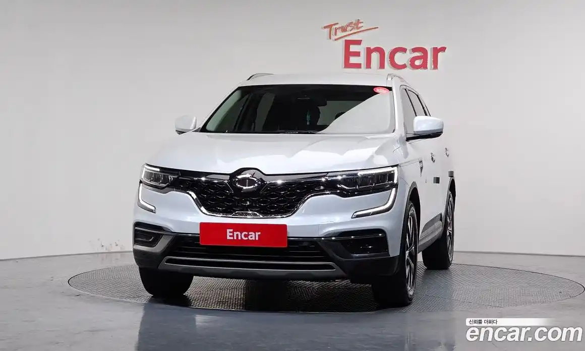 Renault QM6 2023 2.0 Автомат в Москве № 207414, фото 3