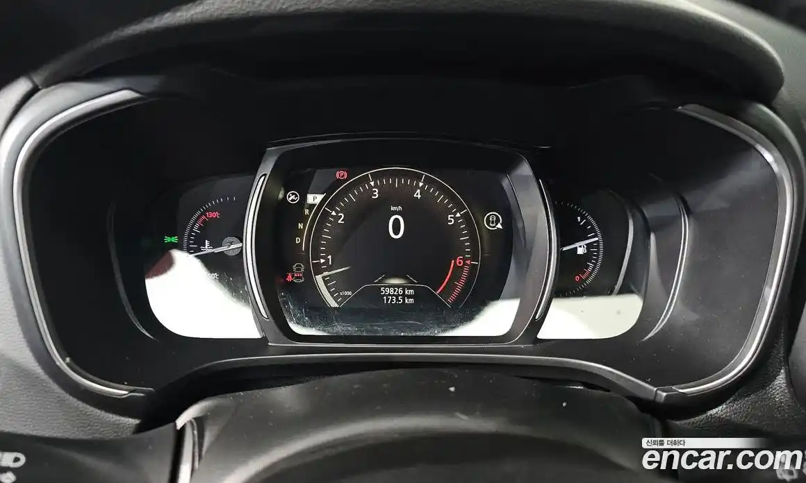 Renault QM6 2023 2.0 Автомат в Москве № 207414, фото 8